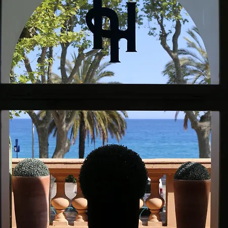 Pavillon Imperial 2*