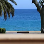 Pavillon Imperial Hotel 2*